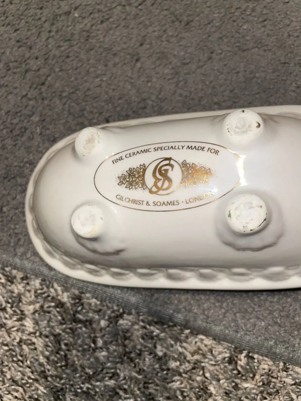 Vintage off White Ceramic Bathtub Trinket Dish Soap Holder